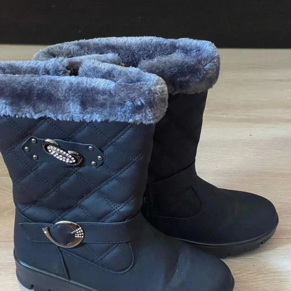 Golden Road Women’s winter waterproof Boots black/ grey fur size 8 - Picture 2 of 8